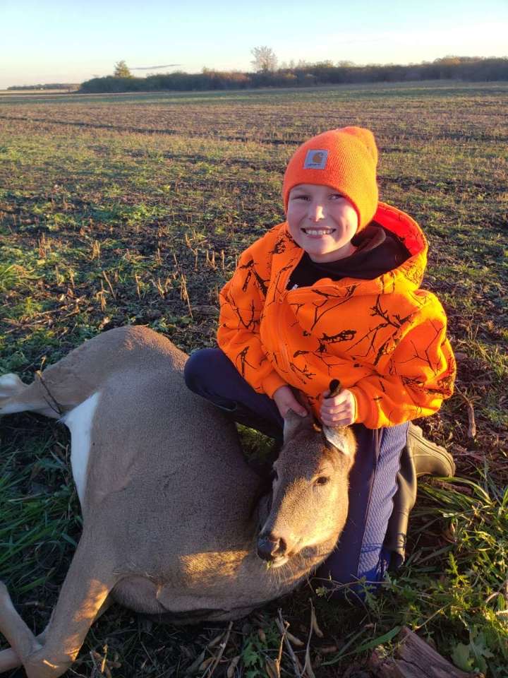 Parker's youth hunt deer